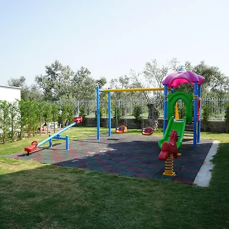 Zeytin Arasi 3*