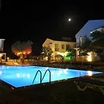 Zeytin Arasi Aparthotel