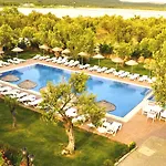 Zeytin Arasi Aparthotel 3*