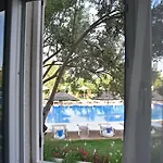 Zeytin Arasi Aparthotel Ayvalik