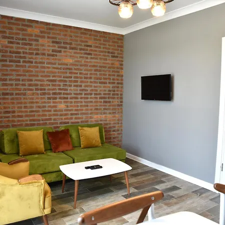 Apart Otel Zeytin Arası
