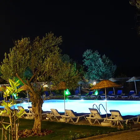 Zeytin Arasi 3* Ayvalı