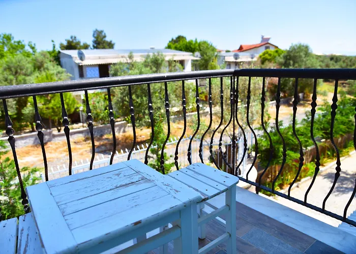 Zeytin Arasi Ayvalik